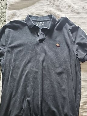 Abercrombiw Men's Navy blue Polo Shirt with Embroidered Logo